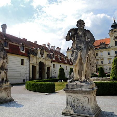 Hotel Hubertus Valtice Luaran gambar
