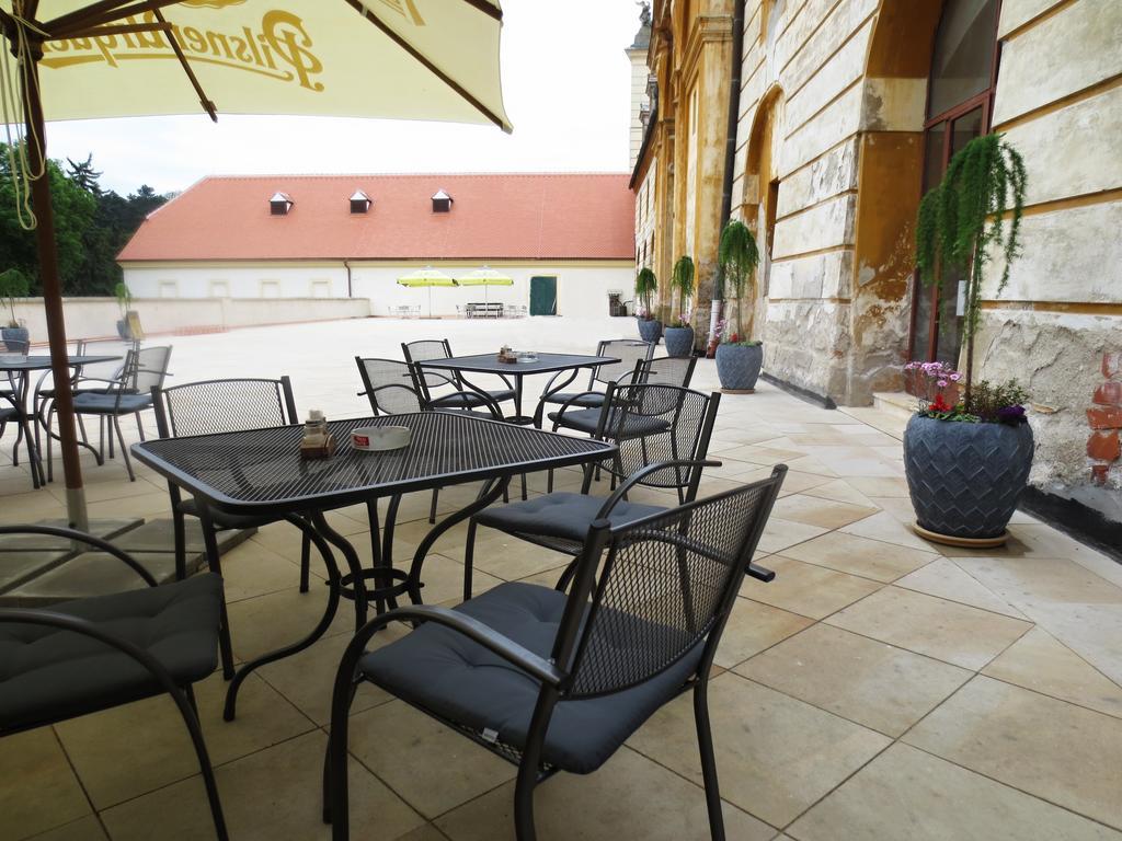 Hotel Hubertus Valtice Luaran gambar
